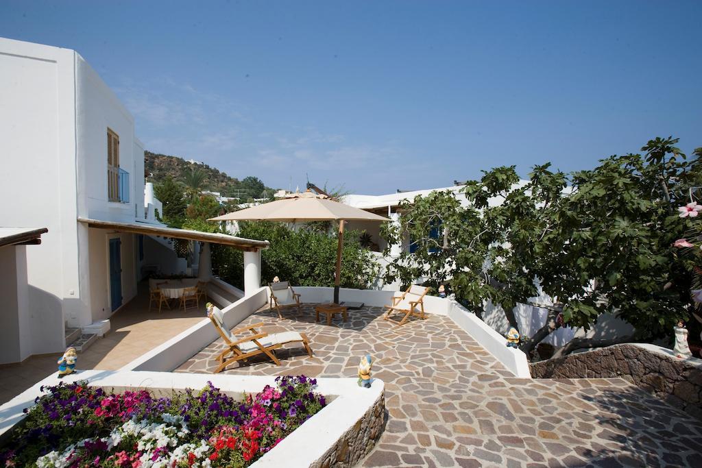 Hotel Tesoriero Panarea Exterior photo